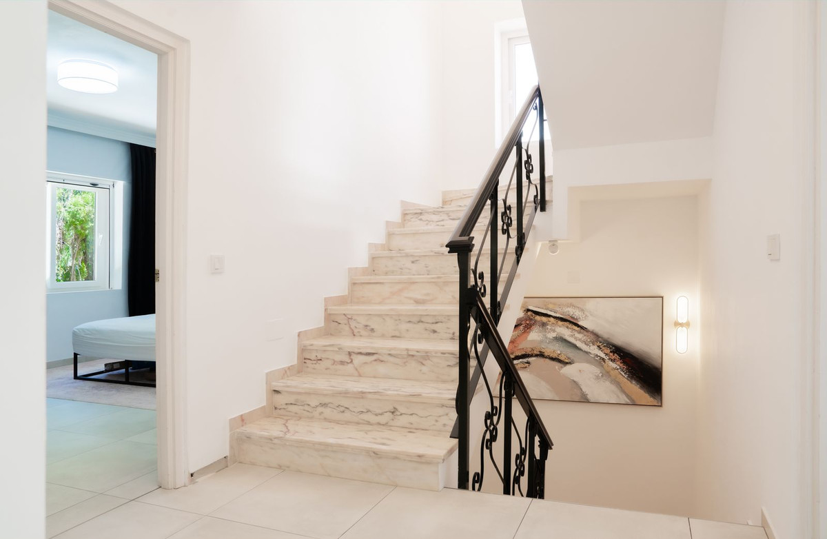 Huis te koop in Estepona | 4 slaapkamers H5354101