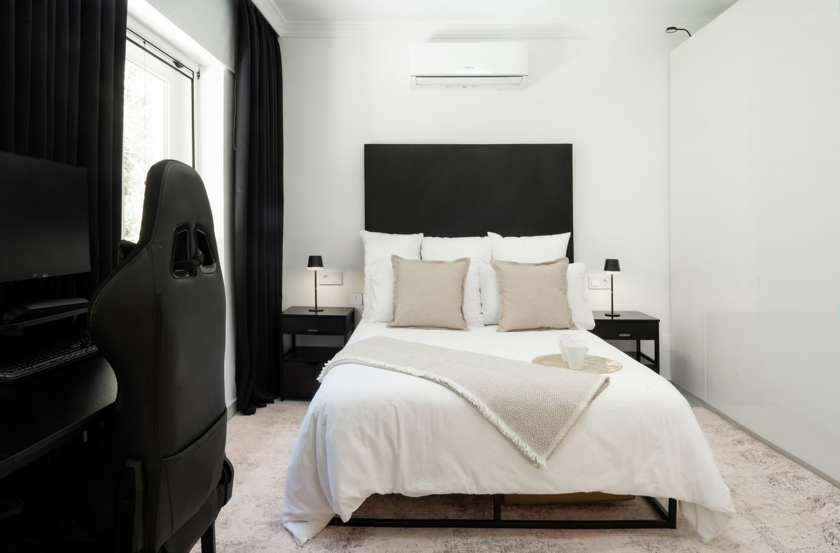 Huis te koop in Estepona | 4 slaapkamers H5354101