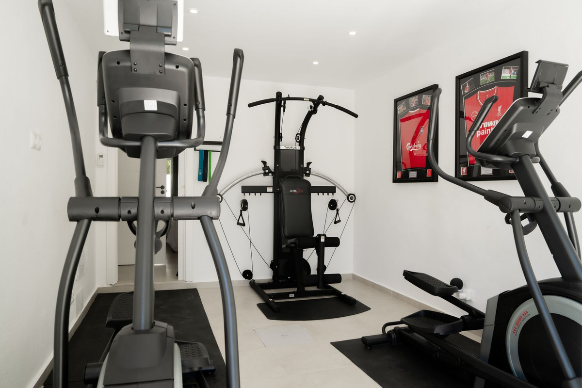 Huis te koop in Estepona | 4 slaapkamers H5354101