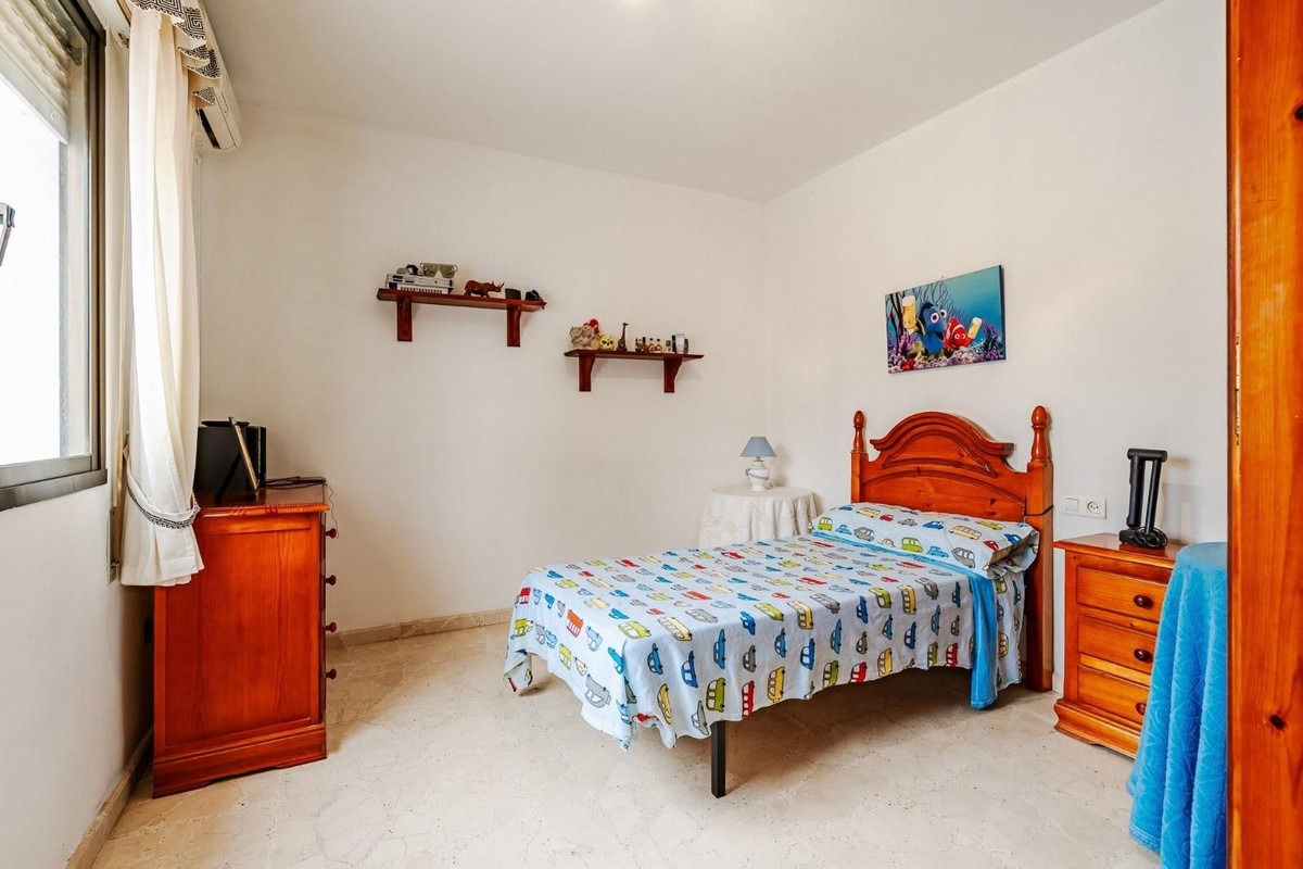 Huis te koop in Estepona | 4 slaapkamers H5354122