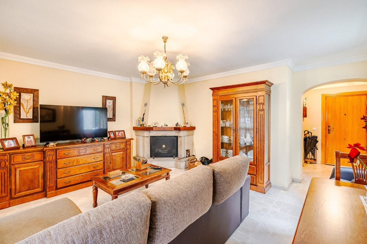 Huis te koop in Estepona | 4 slaapkamers H5354122