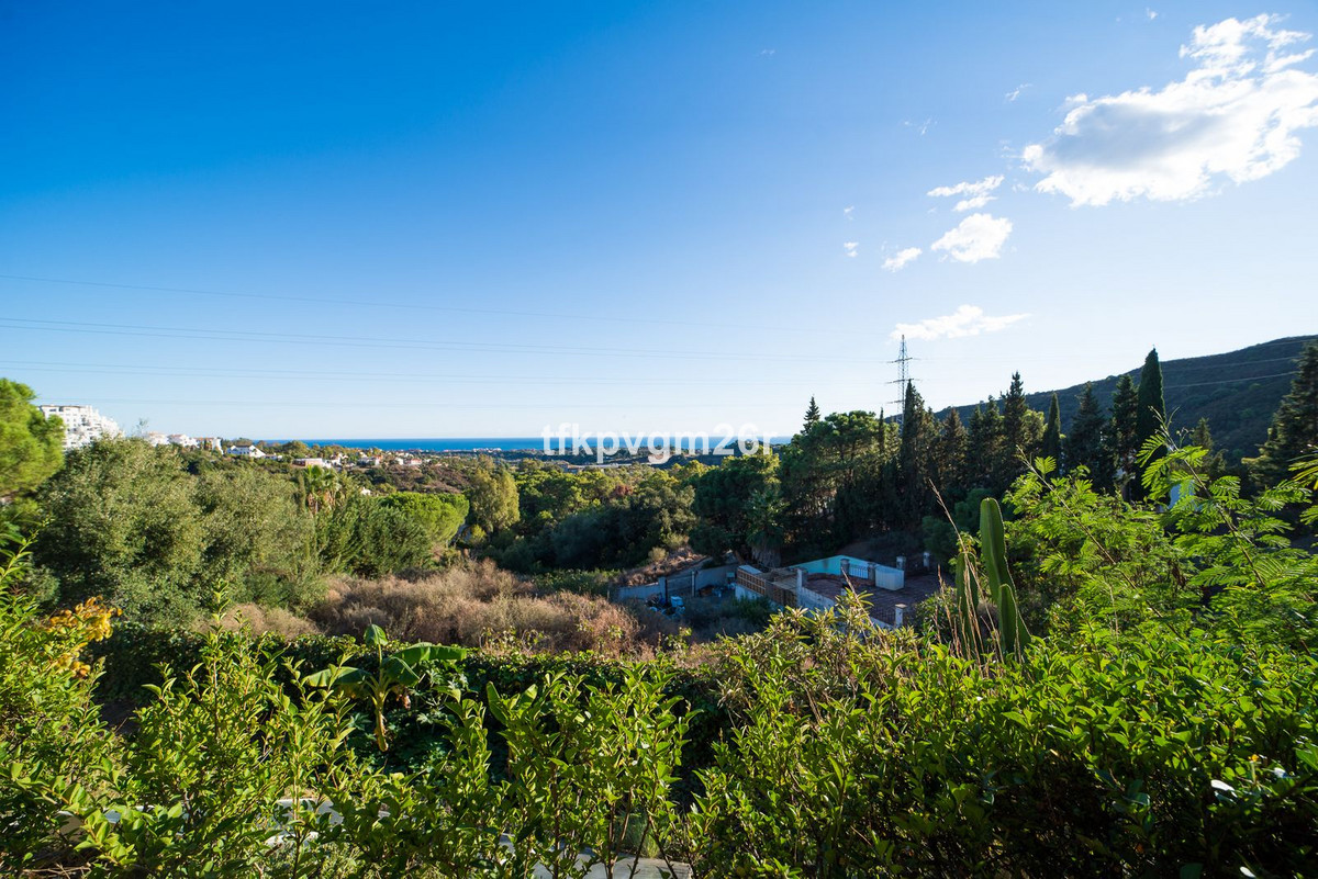 Huis te koop in Estepona | 7 slaapkamers H5354326