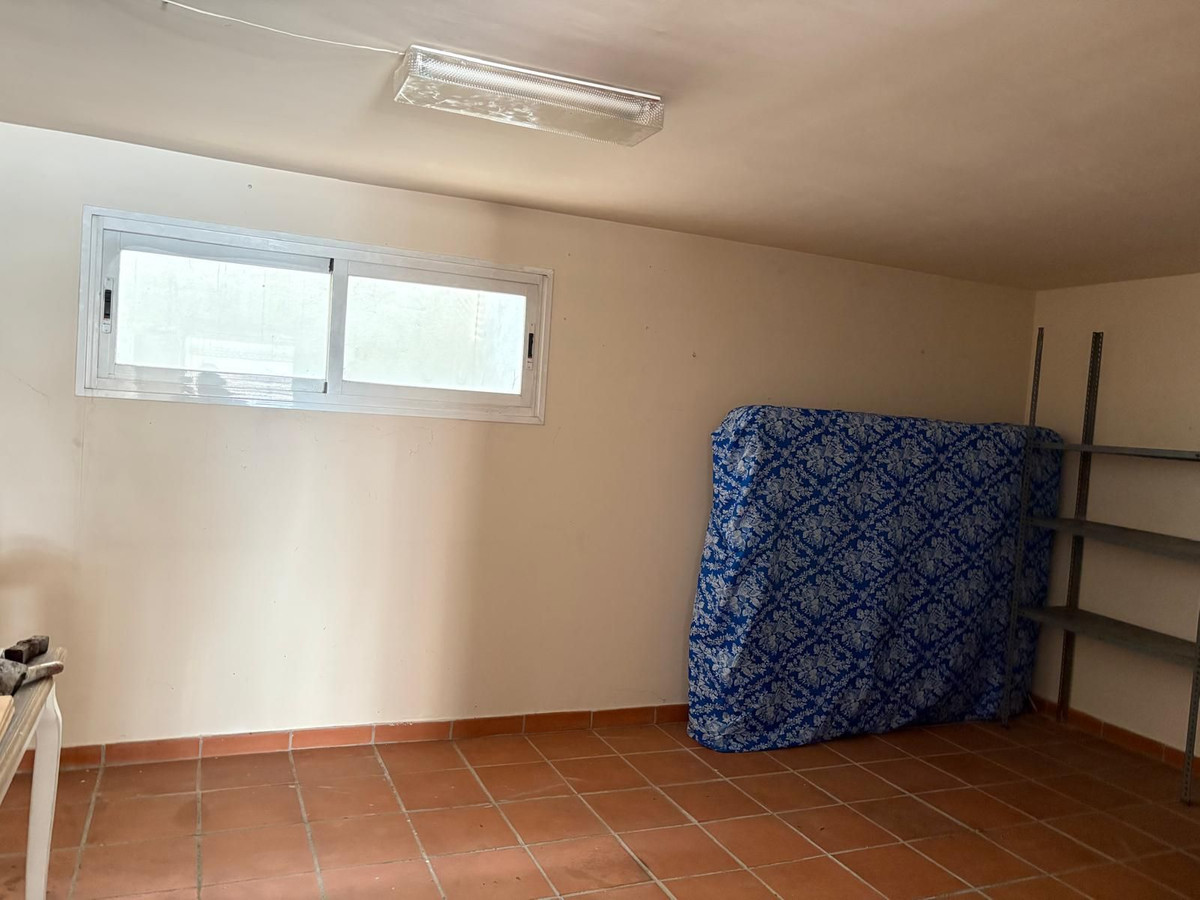 Huis te koop in Estepona | 4 slaapkamers H5355109