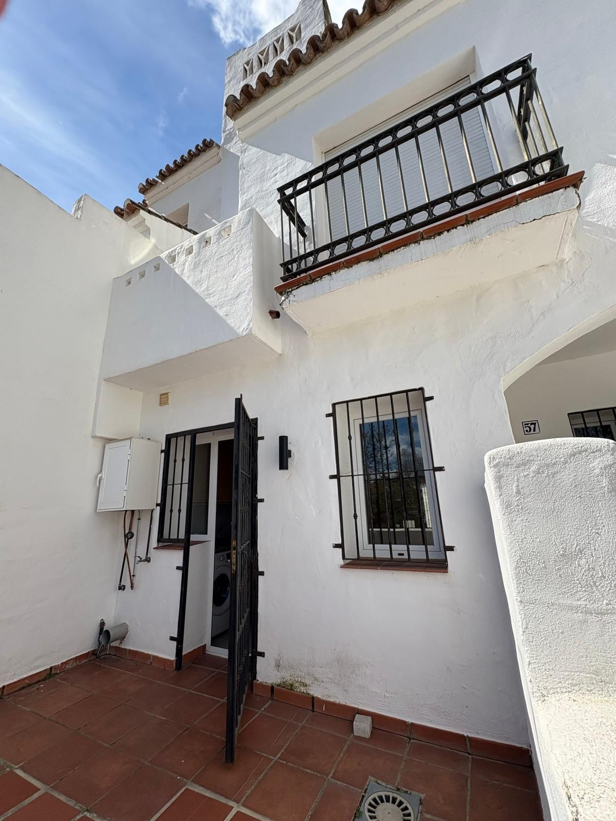 Huis te koop in Estepona | 4 slaapkamers H5355109