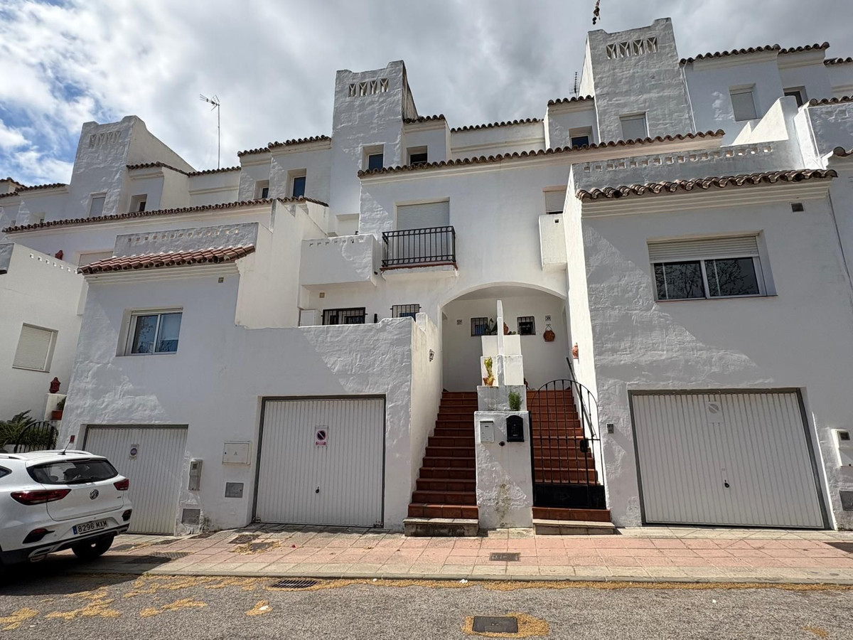 Huis te koop in Estepona | 4 slaapkamers H5355109