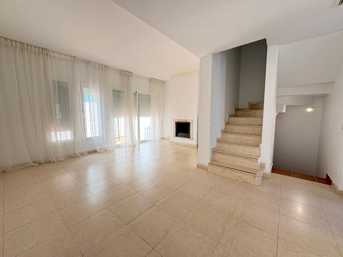 Huis te koop in Estepona | 4 slaapkamers H5355109
