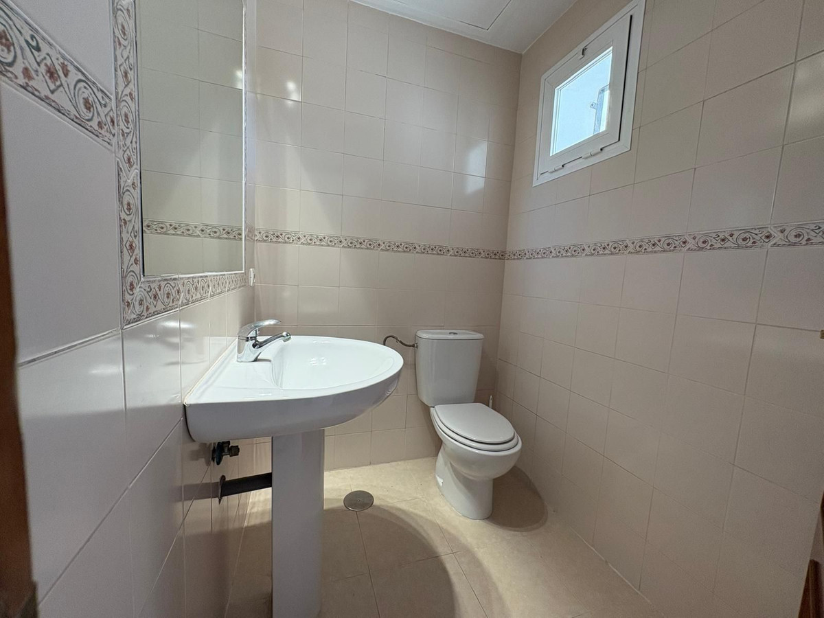 Huis te koop in Estepona | 4 slaapkamers H5355109