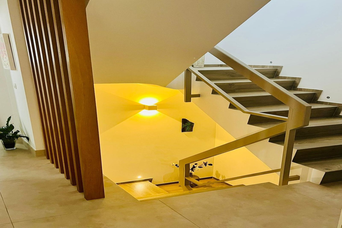 Huis te koop in Estepona | 4 slaapkamers H5356102