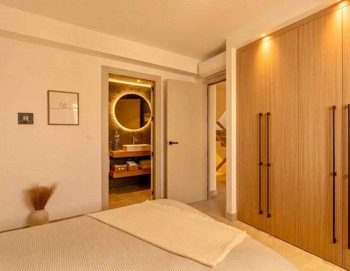 Huis te koop in Estepona | 4 slaapkamers H5356102