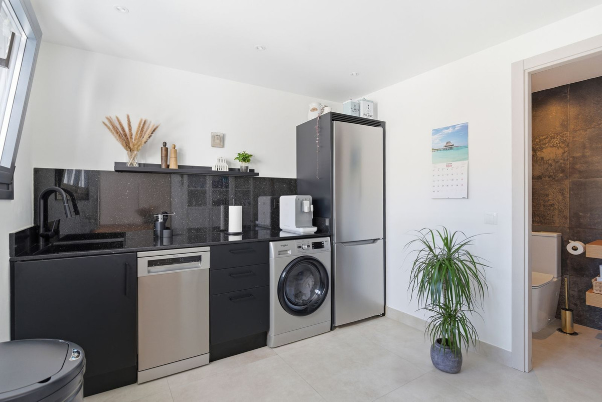 Huis te koop in Estepona | 4 slaapkamers H5356102