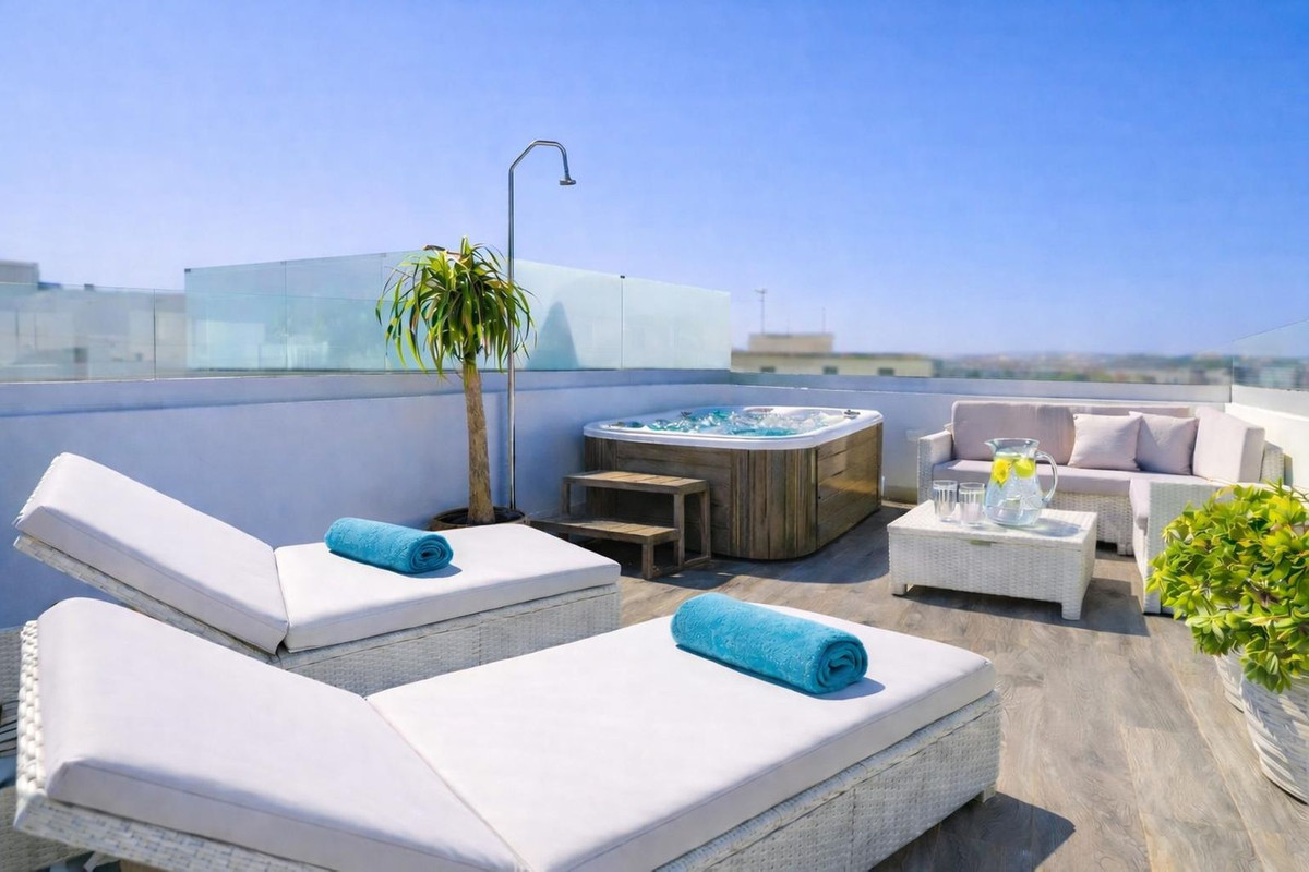 Huis te koop in Estepona | 4 slaapkamers H5356102