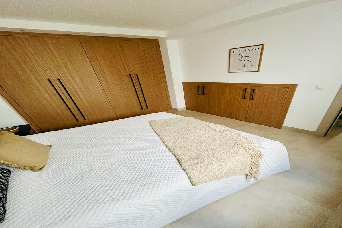 Huis te koop in Estepona | 4 slaapkamers H5356102