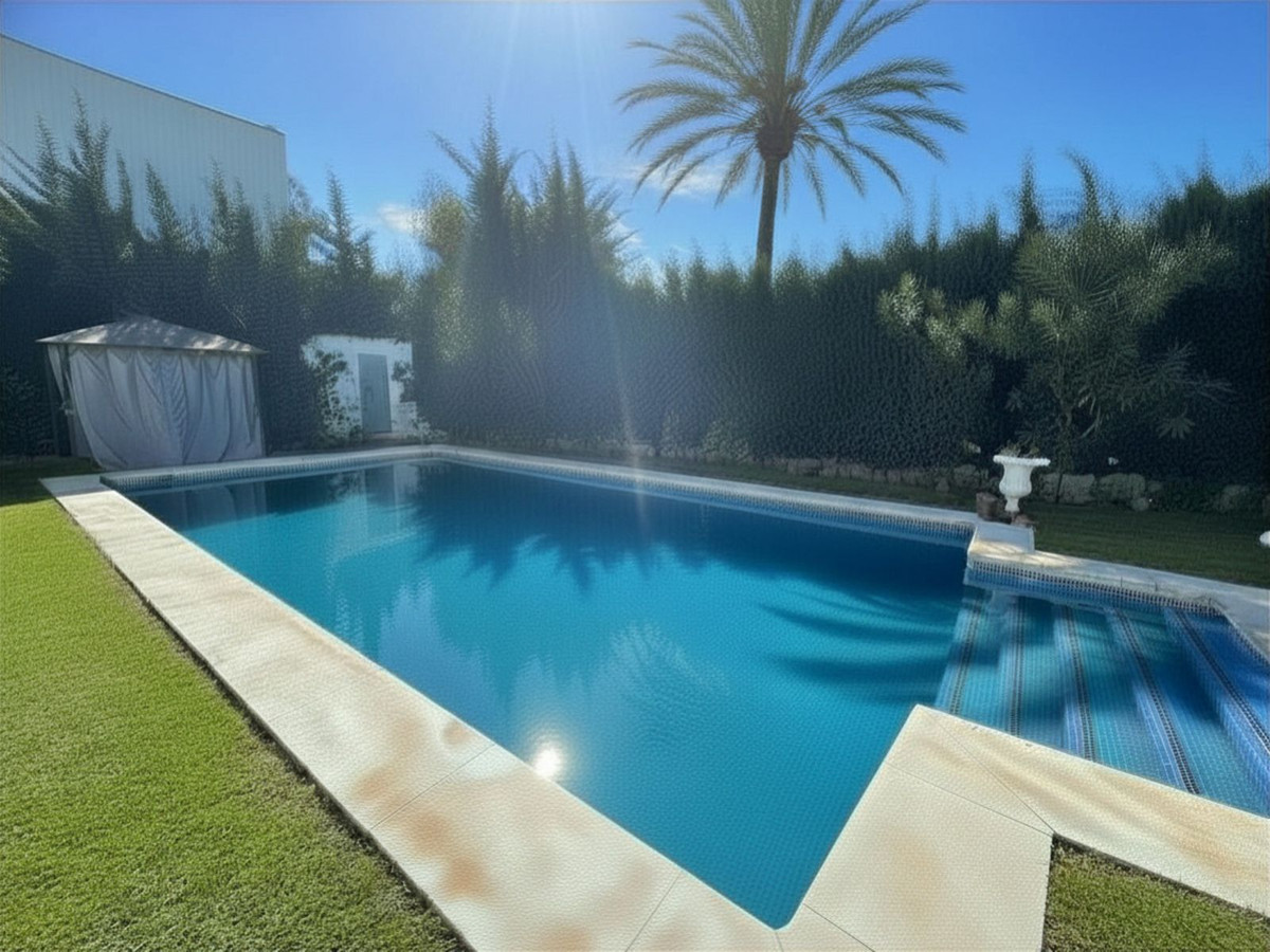 Huis te koop in Estepona | 4 slaapkamers H5357473