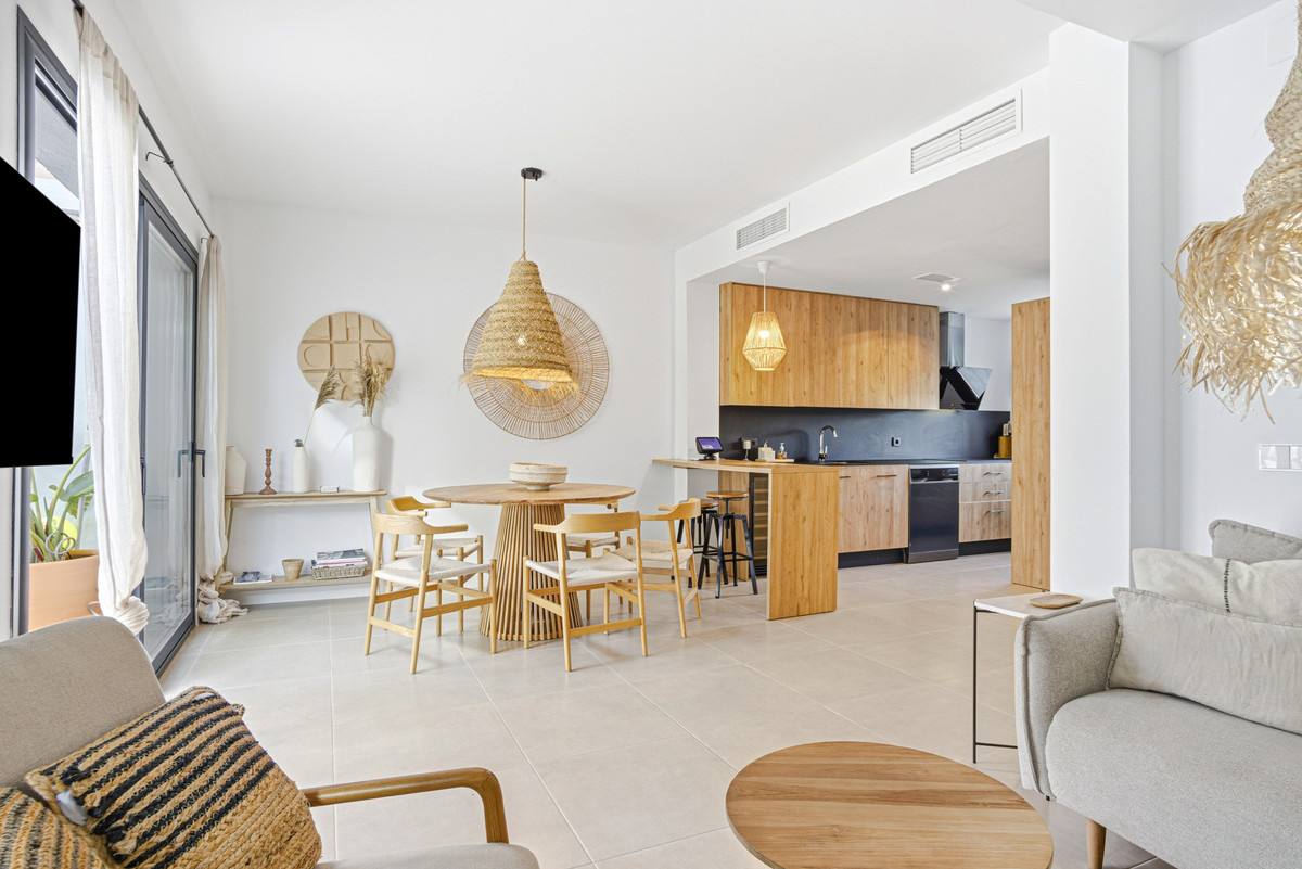 Huis te koop in Estepona | 3 slaapkamers H5357827