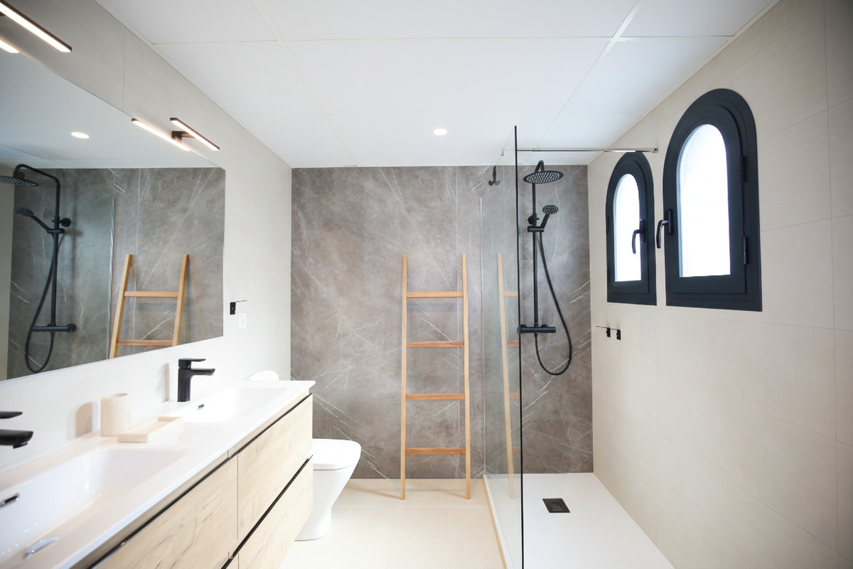 Huis te koop in Estepona | 3 slaapkamers H5357827