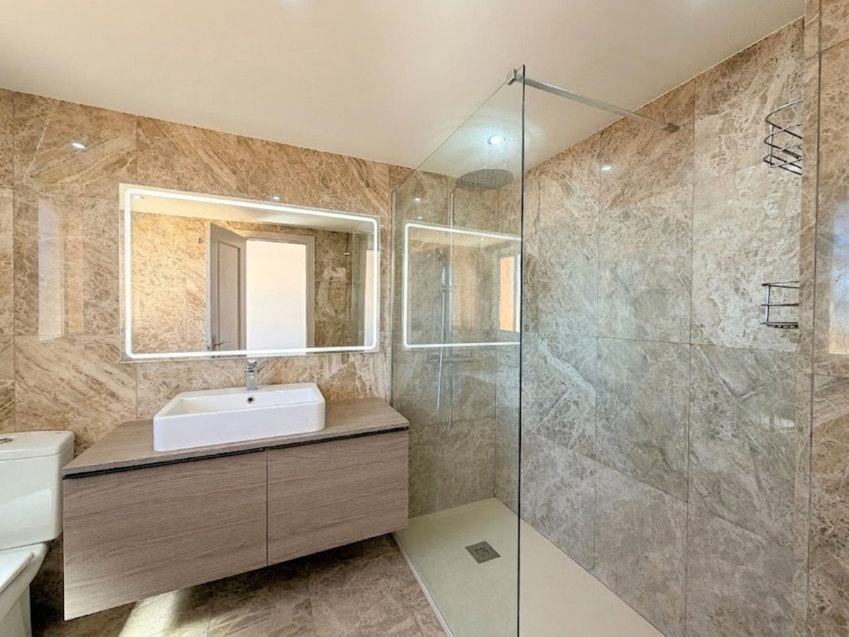 Huis te koop in Estepona | 3 slaapkamers H5358001