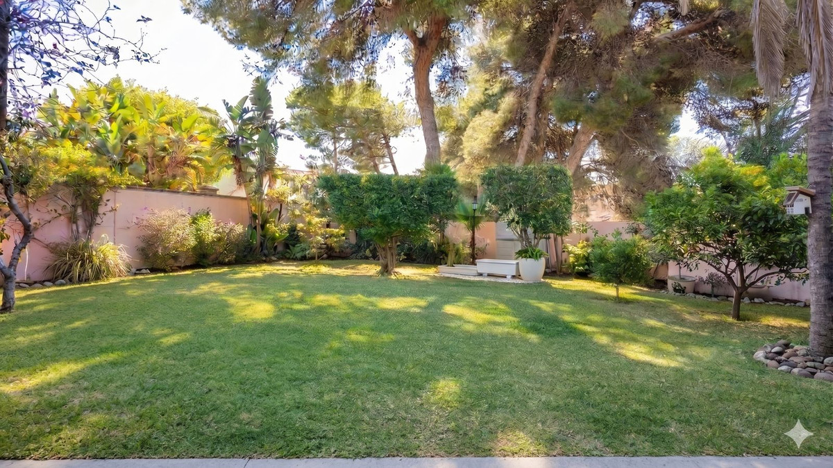 Huis te koop in Estepona | 3 slaapkamers H5358457