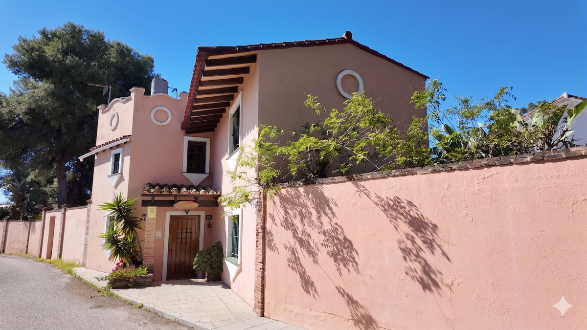 Huis te koop in Estepona | 3 slaapkamers H5358457