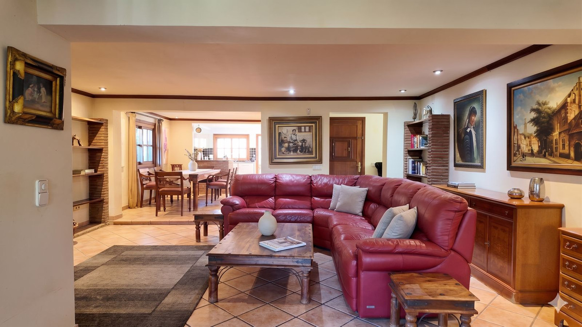 Huis te koop in Estepona | 3 slaapkamers H5358457