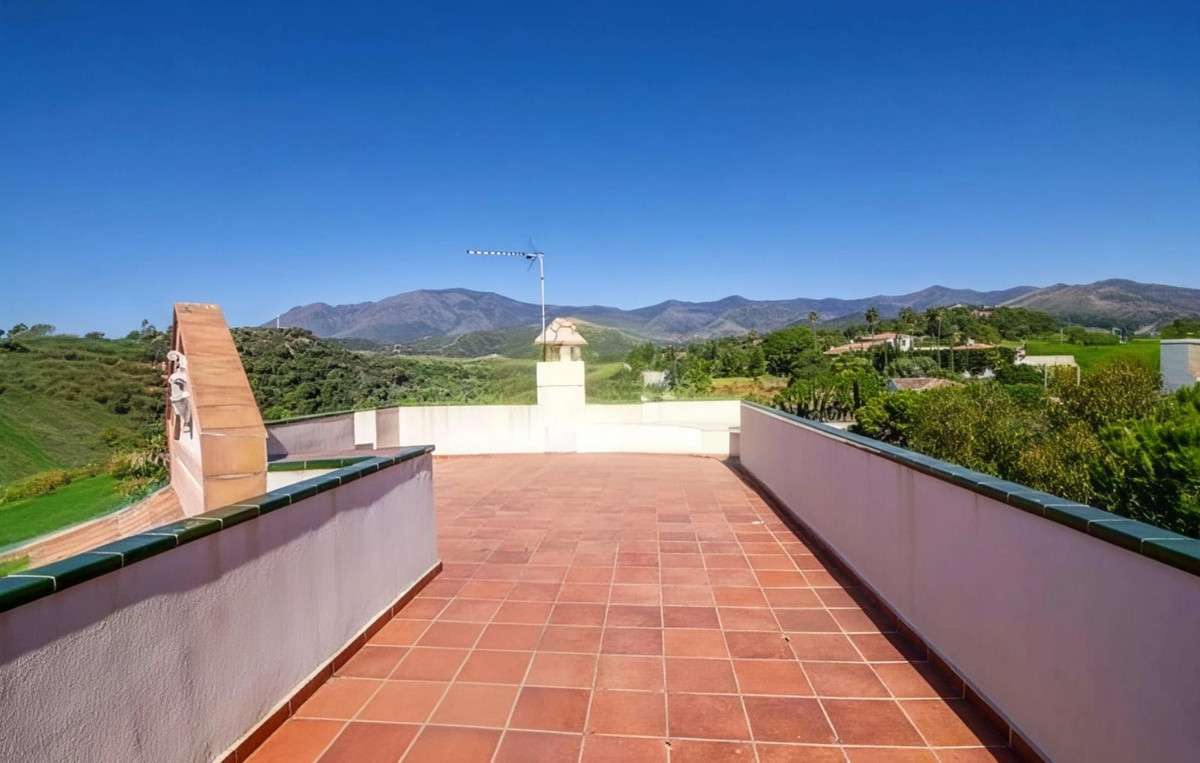 Huis te koop in Estepona | 5 slaapkamers H5358481