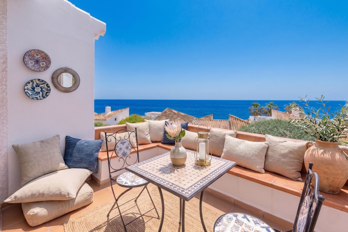 Huis te koop in Estepona | 3 slaapkamers H5359294