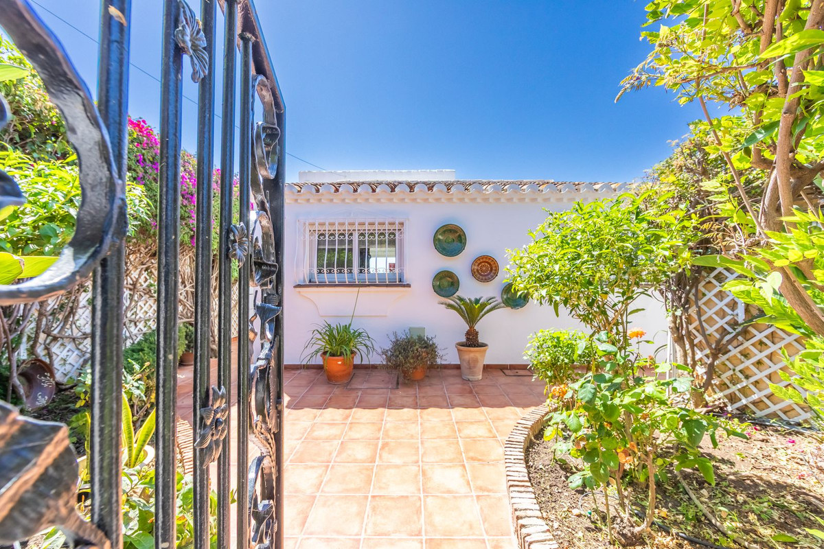 Huis te koop in Estepona | 3 slaapkamers H5359294