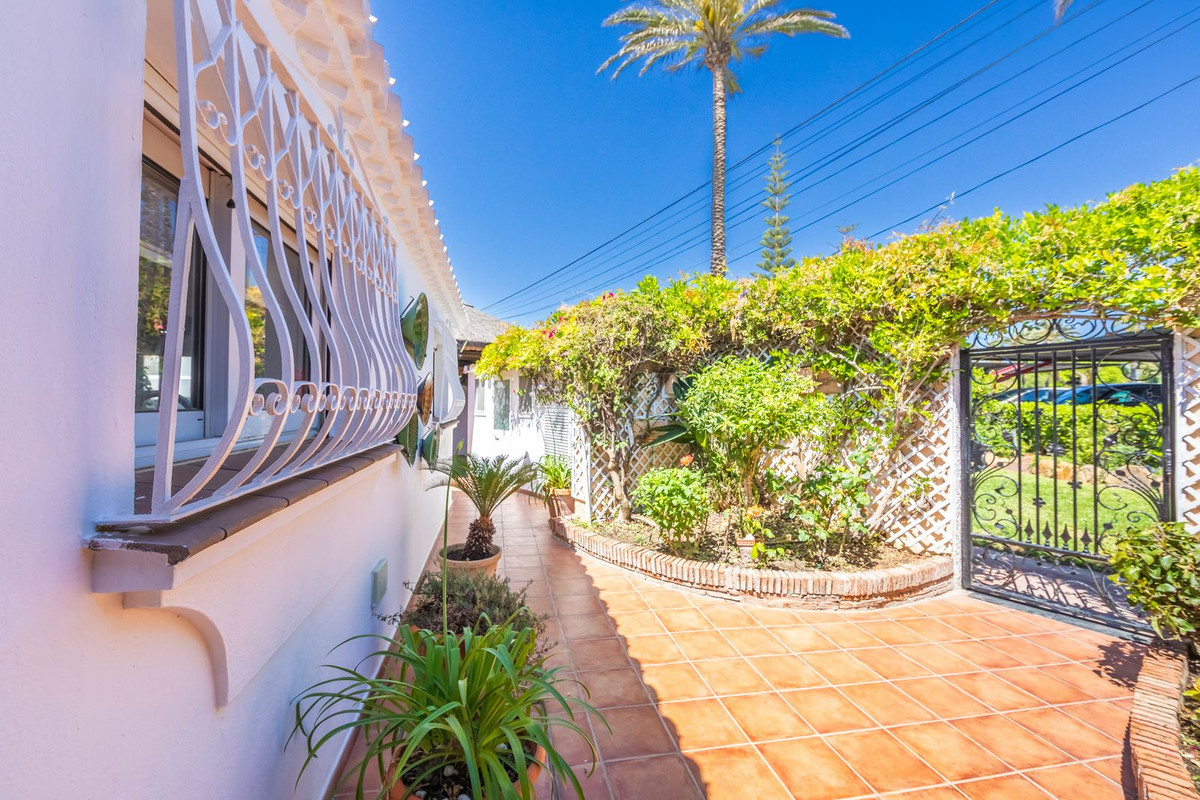 Huis te koop in Estepona | 3 slaapkamers H5359294