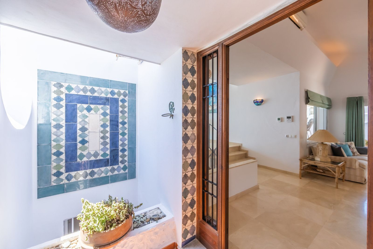 Huis te koop in Estepona | 3 slaapkamers H5359294