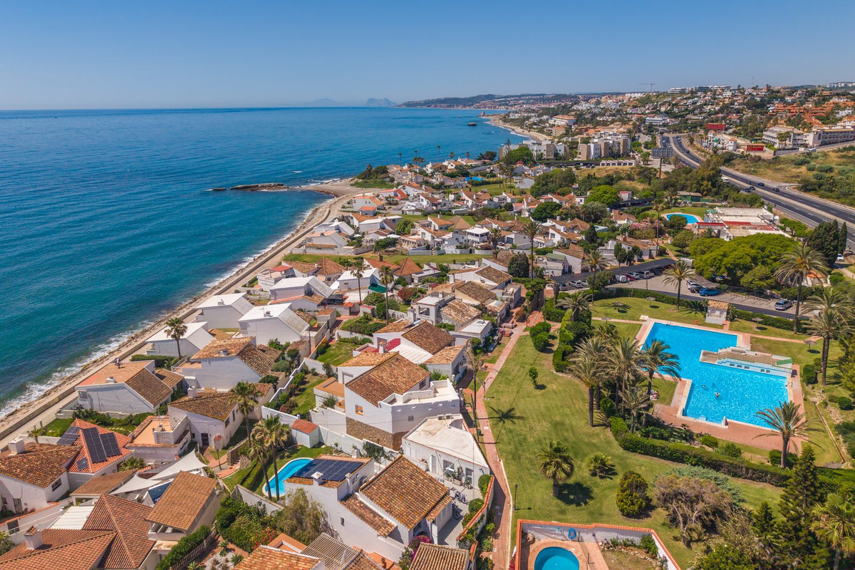 Huis te koop in Estepona | 3 slaapkamers H5359294