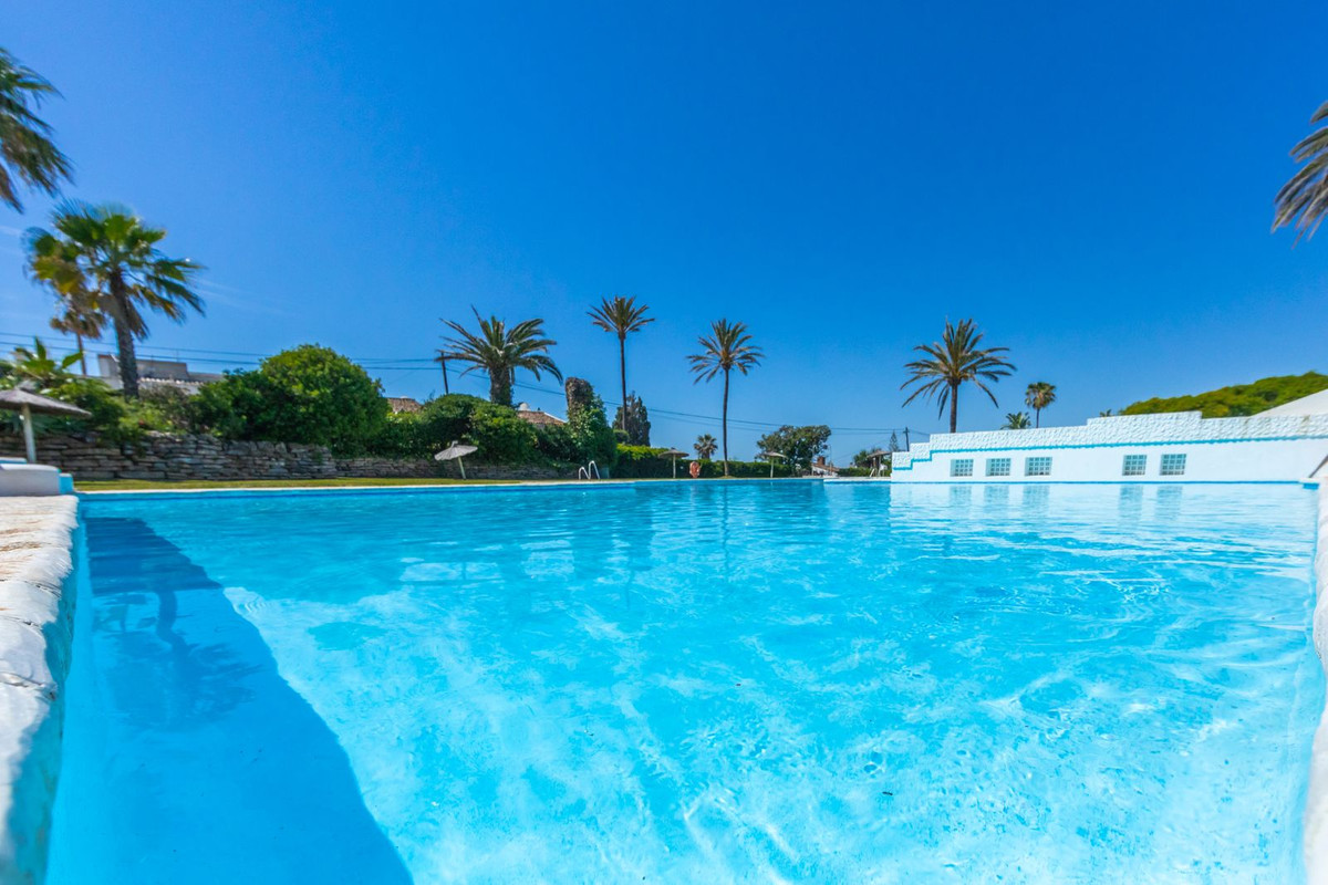 Huis te koop in Estepona | 3 slaapkamers H5359294