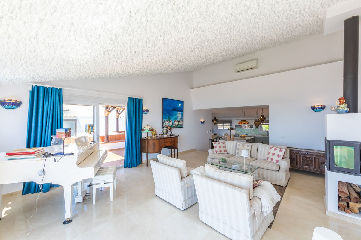 Huis te koop in Estepona | 3 slaapkamers H5359294