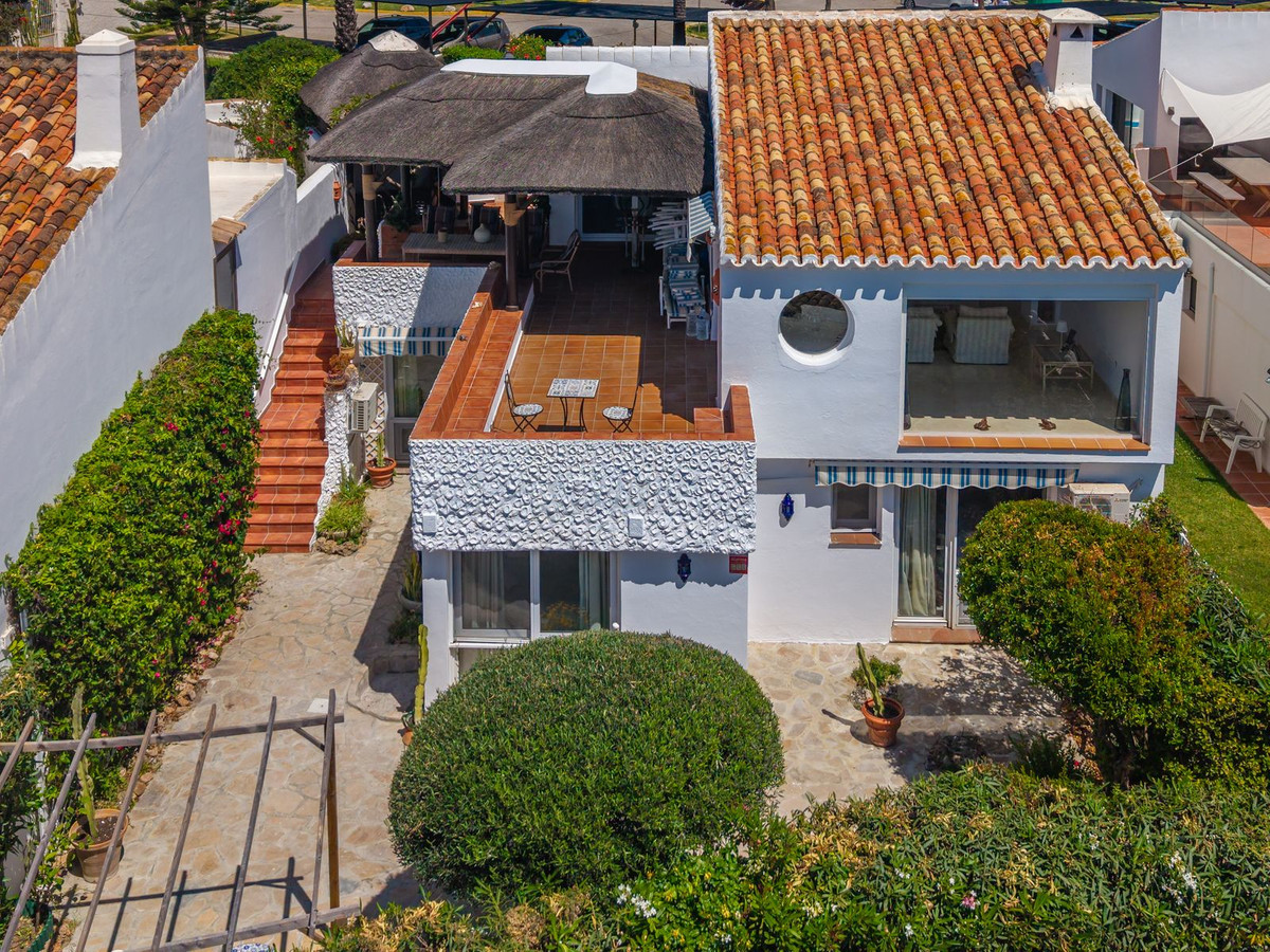 Huis te koop in Estepona | 3 slaapkamers H5359294