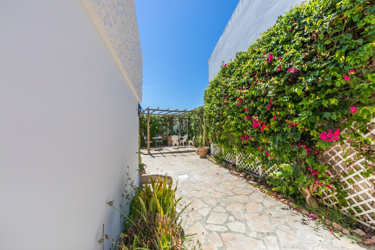Huis te koop in Estepona | 3 slaapkamers H5359294