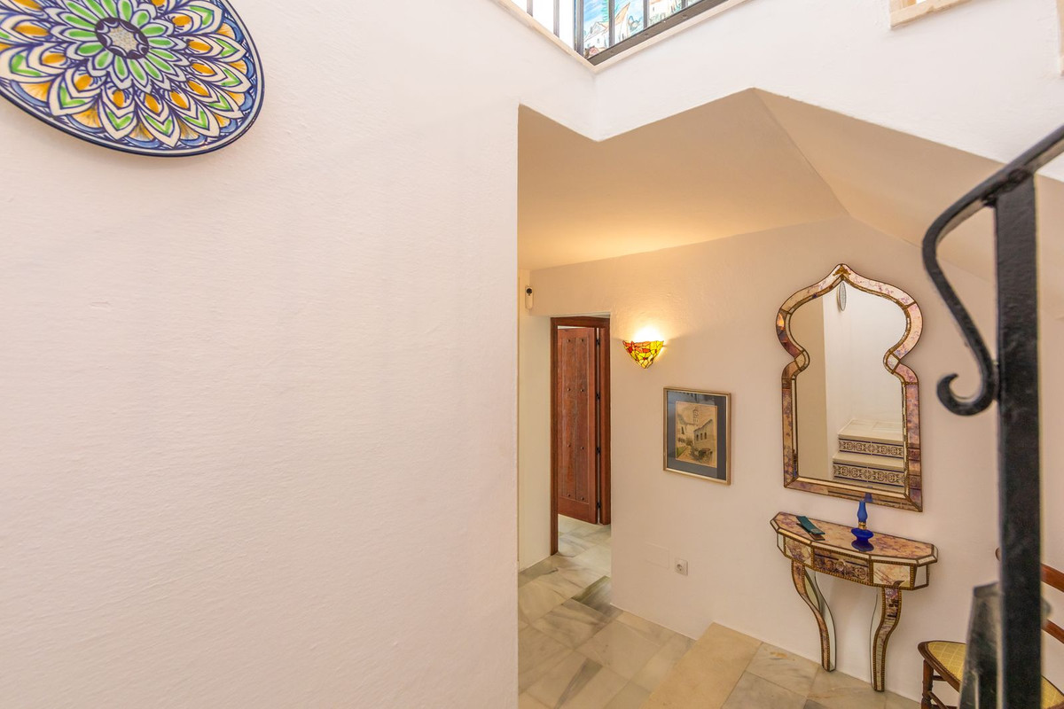 Huis te koop in Estepona | 3 slaapkamers H5359294