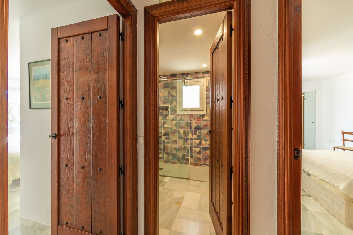 Huis te koop in Estepona | 3 slaapkamers H5359294