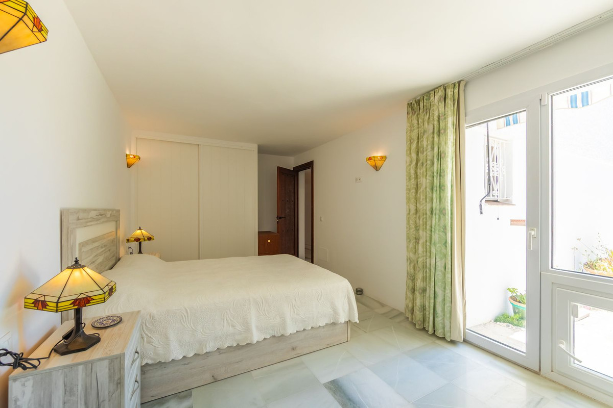Huis te koop in Estepona | 3 slaapkamers H5359294