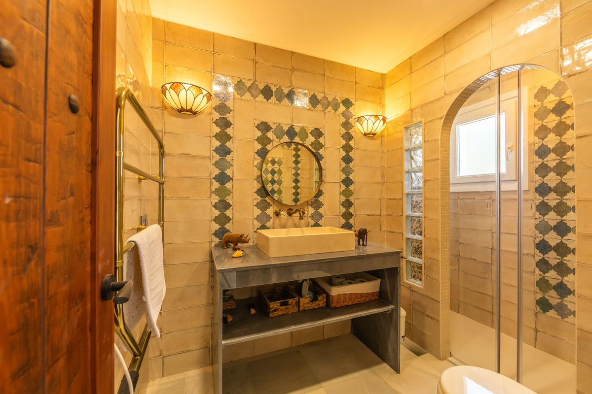 Huis te koop in Estepona | 3 slaapkamers H5359294