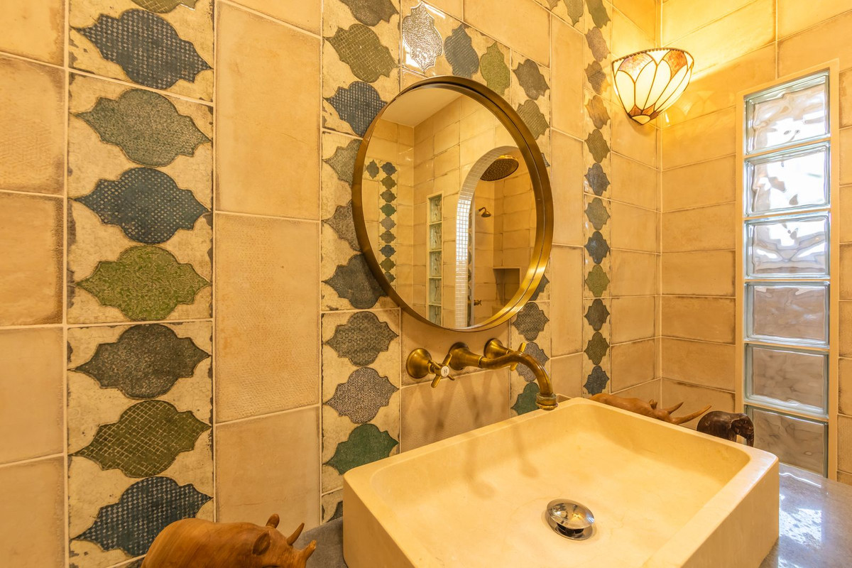 Huis te koop in Estepona | 3 slaapkamers H5359294