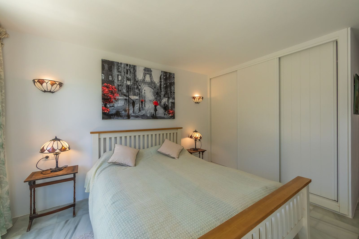 Huis te koop in Estepona | 3 slaapkamers H5359294