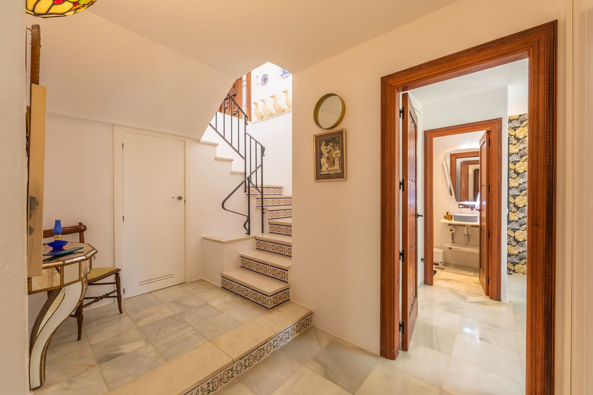 Huis te koop in Estepona | 3 slaapkamers H5359294