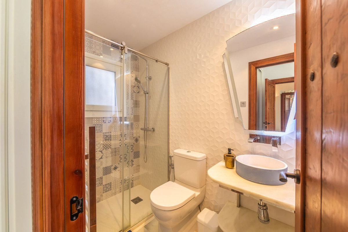 Huis te koop in Estepona | 3 slaapkamers H5359294