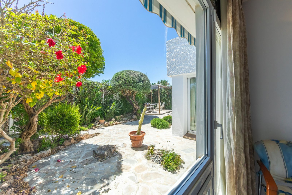 Huis te koop in Estepona | 3 slaapkamers H5359294