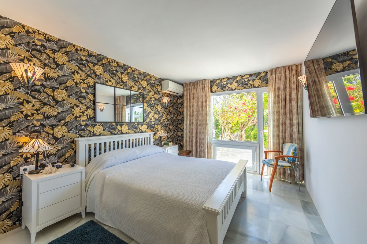 Huis te koop in Estepona | 3 slaapkamers H5359294