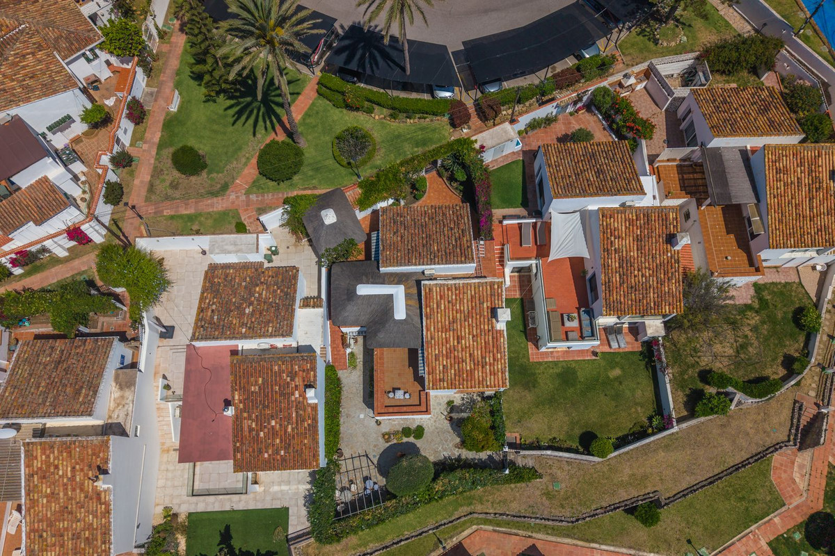 Huis te koop in Estepona | 3 slaapkamers H5359294