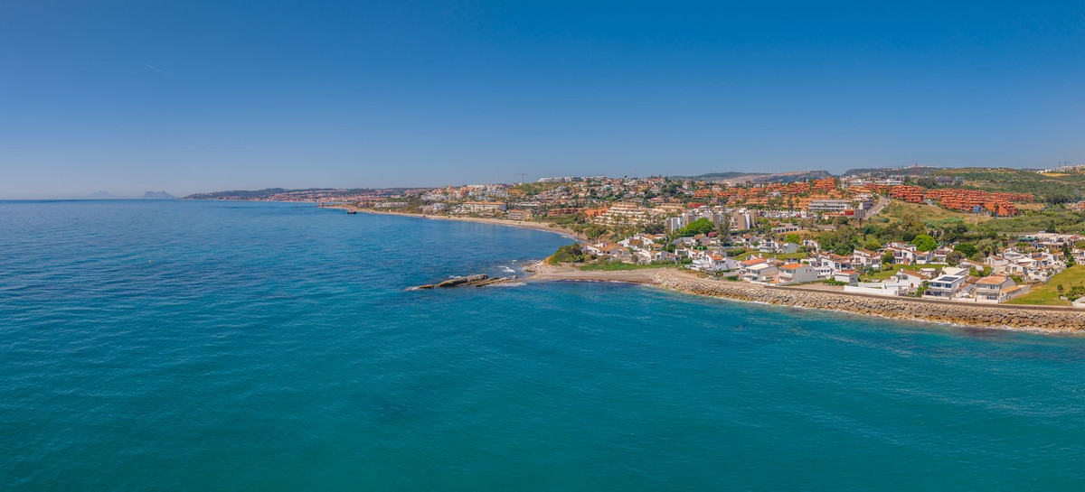 Huis te koop in Estepona | 3 slaapkamers H5359294