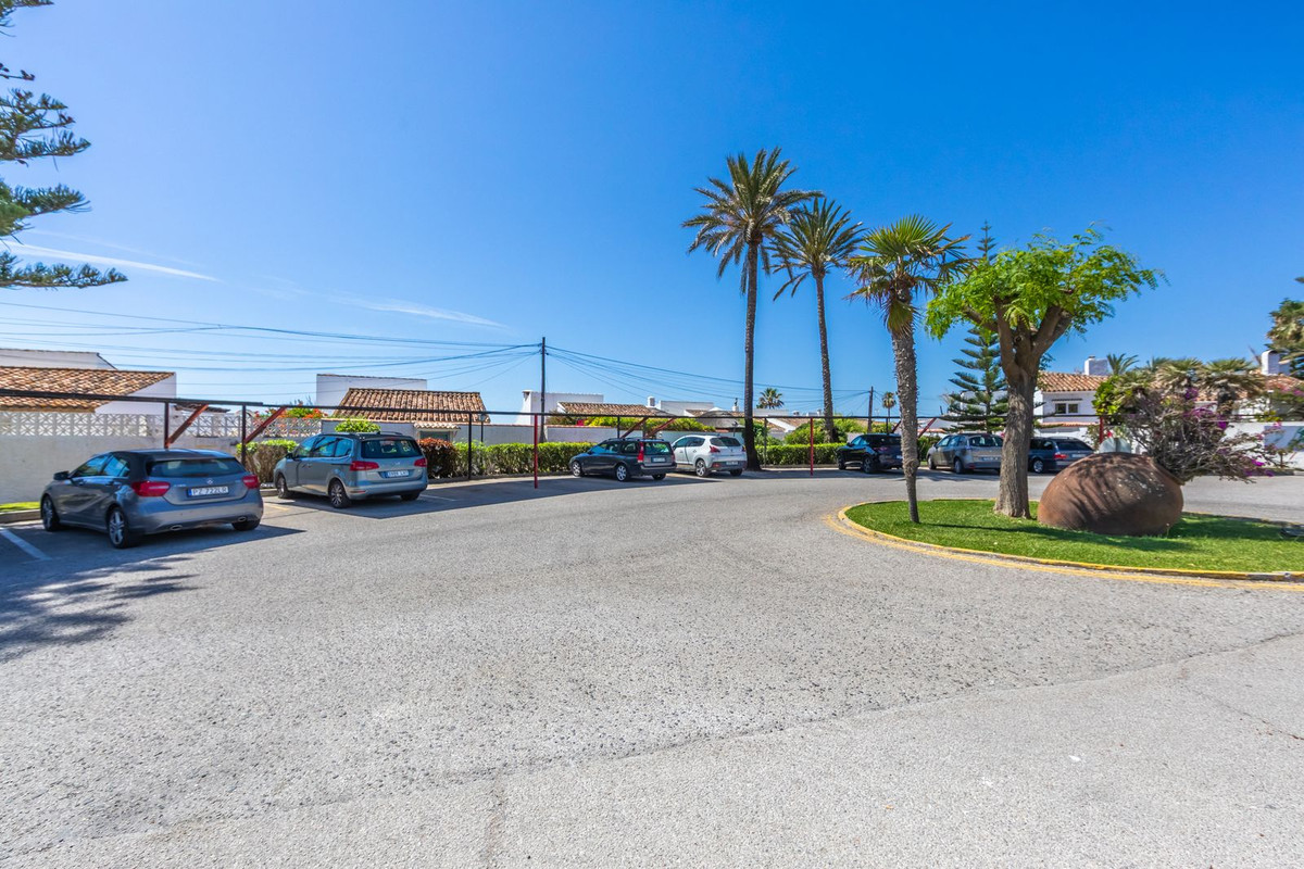 Huis te koop in Estepona | 3 slaapkamers H5359294