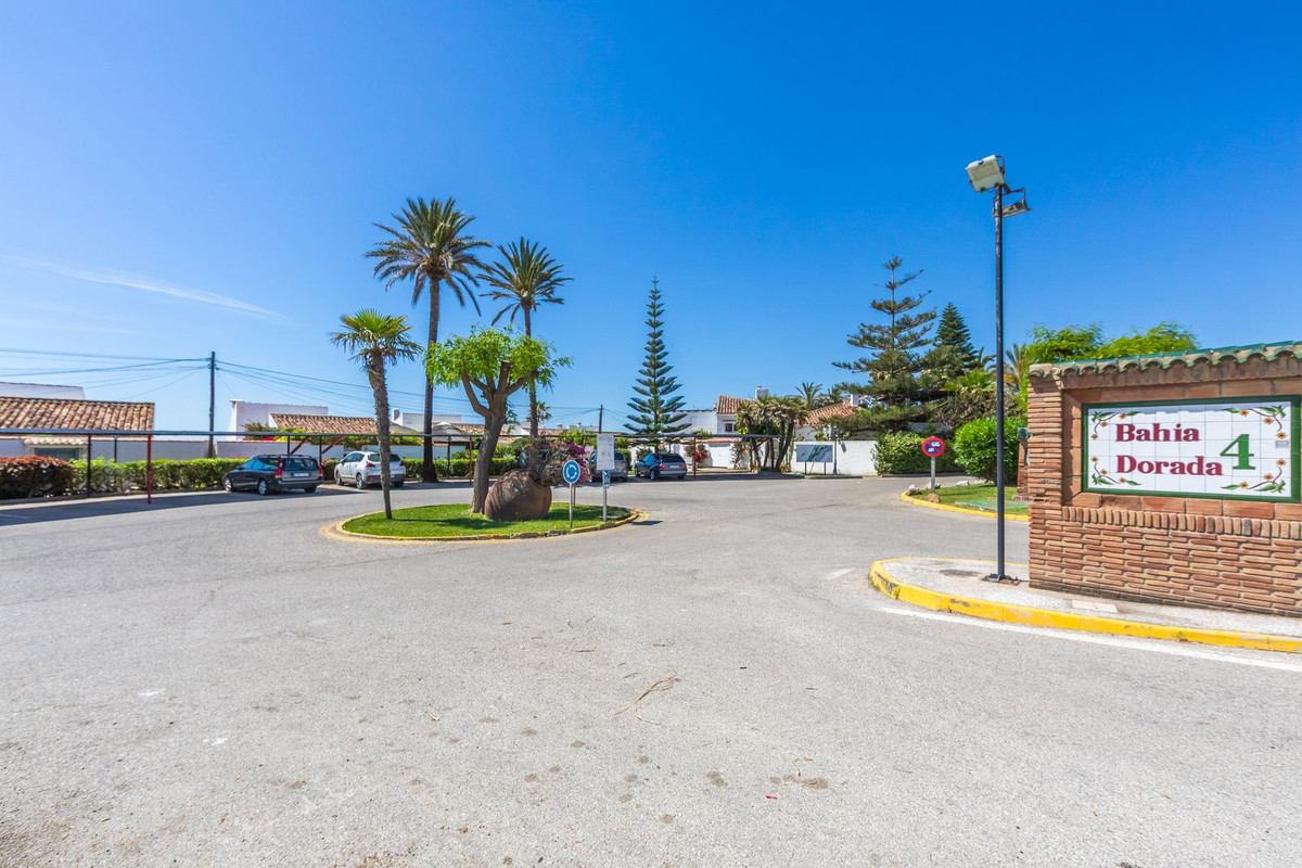Huis te koop in Estepona | 3 slaapkamers H5359294