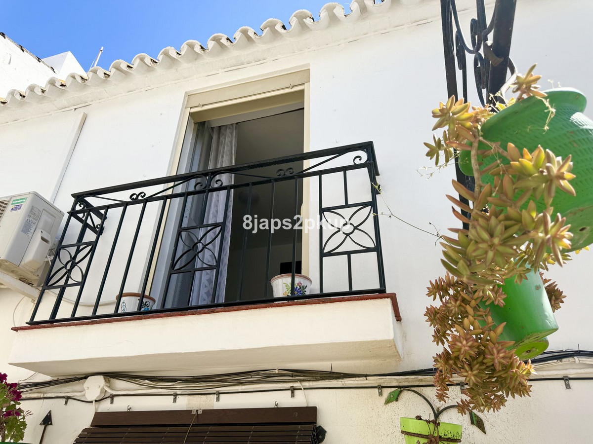 Huis te koop in Estepona | 2 slaapkamers H5360623
