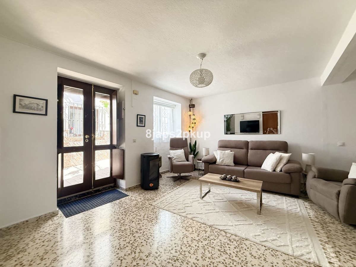 Huis te koop in Estepona | 2 slaapkamers H5360623