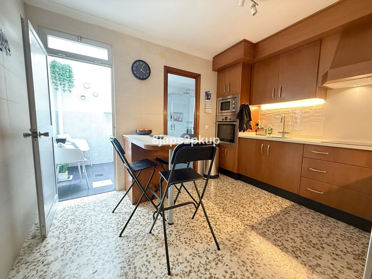 Huis te koop in Estepona | 2 slaapkamers H5360623